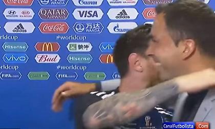 Δημοσιογράφος ζήτησε on air ν’ αγκαλιάσει τον Μέσι! (video)