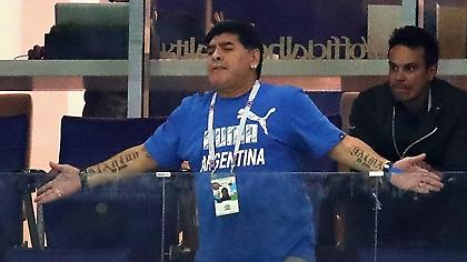 Ο ελεύθερος, αλλά και εξαρτημένος Μαραντόνα