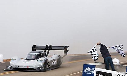 H VW έγραψε ιστορία, σπάζοντας ρεκόρ στο Pikes Peak