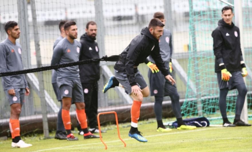 Αποχώρησε με ενοχλήσεις ο Ελαμπντελαουί