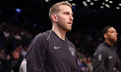 Στους Μπλέιζερς ο Στάουσκας