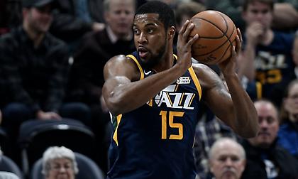 Κράτησαν Φέιβορς οι Τζαζ