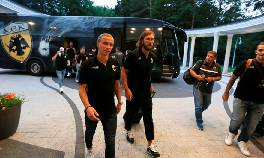 Εγκαταστάθηκε στο Κίελτσε η ΑΕΚ (pics)