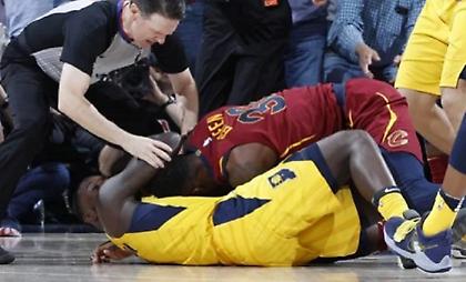 ΛεΜπρόν-Στίβενσον: Από «εχθροί»… συμπαίκτες! (videos)