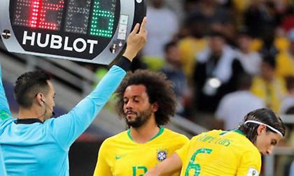 Ο Φιλίπε Λουίς βάζει δύσκολα στον Μαρσέλο