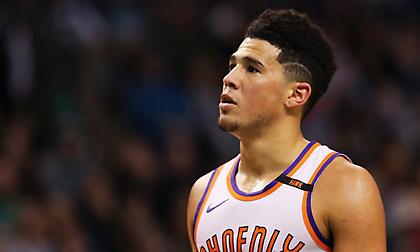 «Δένουν» Μπούκερ οι Σανς