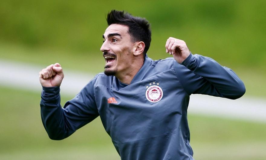 Νικολακόπουλος: «Πώς και πώς περιμένει ο Λάζαρος να φορέσει τη φανέλα του Ολυμπιακού»