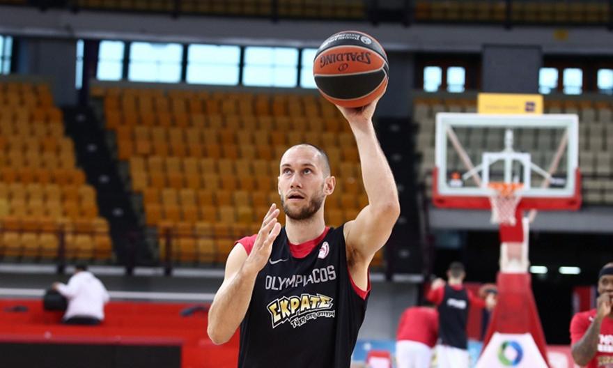 Το «ευχαριστώ» του Κιμ Τιλί στον Ολυμπιακό (pic)