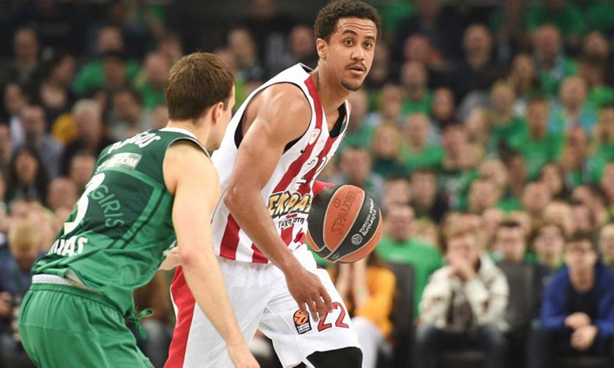 «Ενδιαφέρει, αλλά είναι ακριβός για τη Ζαλγκίρις ο Ρόμπερτς»