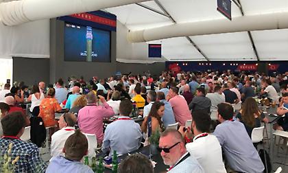 Τρελοί πανηγυρισμοί στα δοκιμαστικά της Formula1 για το γκολ της Αγγλίας (video)