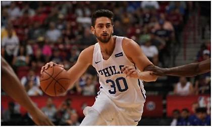 Τρομερός Κορκμάζ: Έβαλε 40 από τους 89 των Σίξερς! (video)