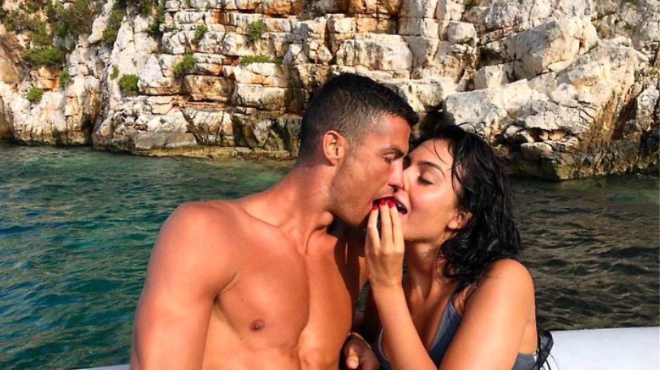 Φωτογραφίες: Με ερωτική διάθεση ο Ρονάλντο στην Ελλάδα