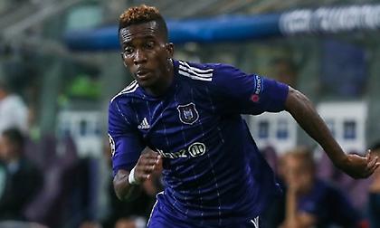 «Κοιτάζει» Ονιεκούρου η Γαλατασαράι