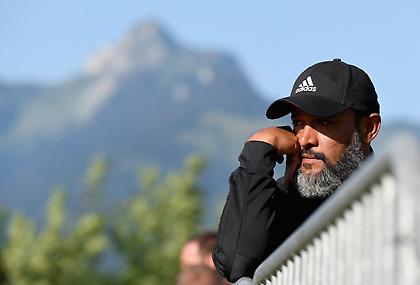 «Έδεσε» Νούνο η Γουλβς