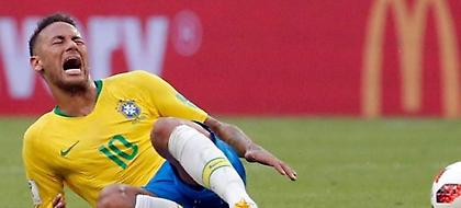 Ιστοσελίδα ενηλίκων σπάει... πλάκα με τον Νεϊμάρ -Εφτιαξε κατηγορία για τις… βουτιές του