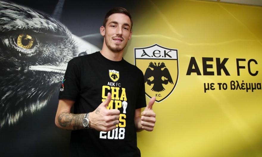 Μπάρκας: «Να τους κάνουμε να ασχολούνται και του χρόνου με την ΑΕΚ»