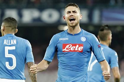 Πέταξε για Λονδίνο ο Ζορζίνιο, υπογράφει σε Τσέλσι «πακέτο» με Σάρι