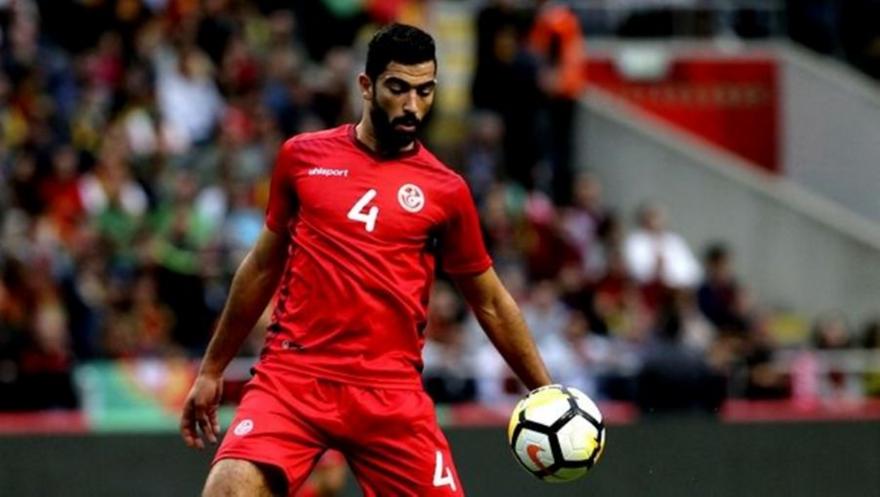 Πήγε στα γραφεία του Ολυμπιακού για να υπογράψει ο Μεριά (video)