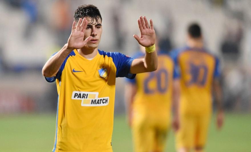 Νικολογιάννης: «Δεν υπάρχει θέμα Βούρου στον Παναθηναϊκό, ανέφικτο του Μαυροπάνου»