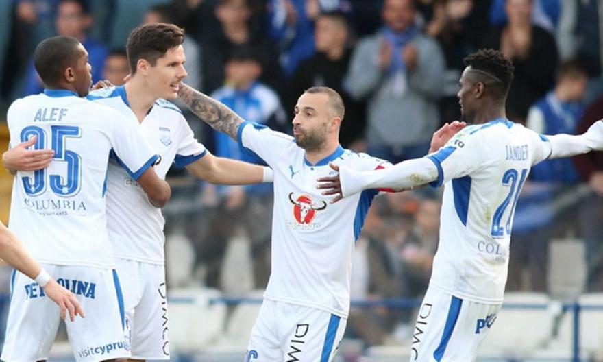 Παπουλής: «Παικτάρα ο Άλεφ, θυμίζει Γιάγια Τουρέ»