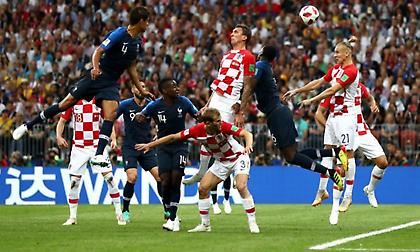 Με αυτογκόλ του Μάντζουκιτς προβάδισμα για τη Γαλλία (video)