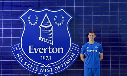 Στην πρώτη ομάδα της Έβερτον ο 19χρονος ο Χίλτον