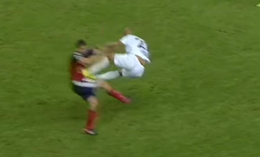 Εγκληματικό μαρκάρισμα στα προκριματικά του Champions League (video)