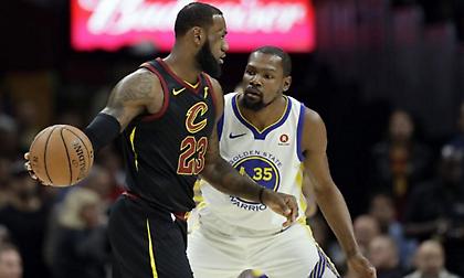 Κοινή έξοδος σε μπαρ του Λος Άντζελες για Λεμπρόν-Ντουράντ