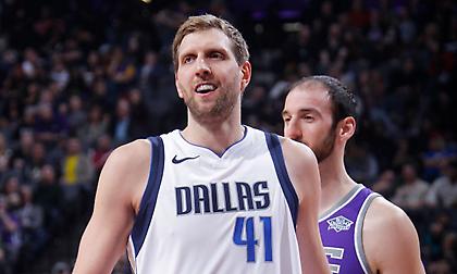 Υπογράφει το νέο συμβόλαιο με Μάβερικς ο Νοβίτσκι