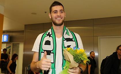 Ο Παπαγιάννης με μπλούζα του Παναθηναϊκού (pic)