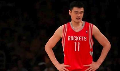 ΣΑΝ ΣΗΜΕΡΑ: Αποσύρθηκε ο Γιάο Μινγκ (vids)