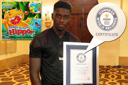 Στο βιβλίο των ρεκόρ Γκίνες ο Άξελ Τουανζέμπε για... επιτραπέζιο παιχνίδι!