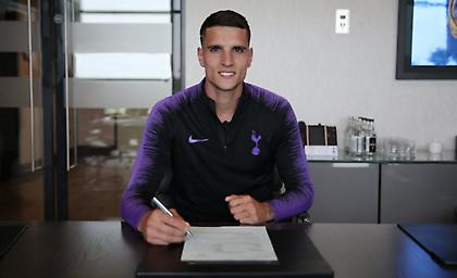 Ανανέωσε με Τότεναμ ο Λαμέλα