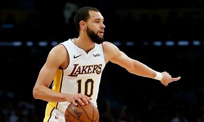 Τάιλερ Ένις: Ένας ηγέτης στην υπηρεσία της ομάδας (vids)