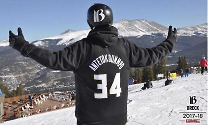 Γιάννης Αντετοκούνμπο… σε όλο τον κόσμο! (pics)