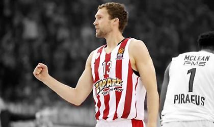 Στρέλνιεκς: Είδε Αρσενόπουλο και Τσουμάνη στο Ελλάδα-Λετονία (photo)