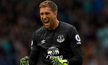 Ανανέωσε με την Έβερτον ο Στεκέλενμπουργκ