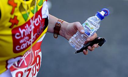 H πιο κακόγουστη φάρσα σε δρομείς μεγάλων αποστάσεων (video)