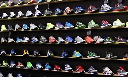 Έτσι θα διαλέξετε τα σωστά αθλητικά παπούτσια για τα πόδια σας