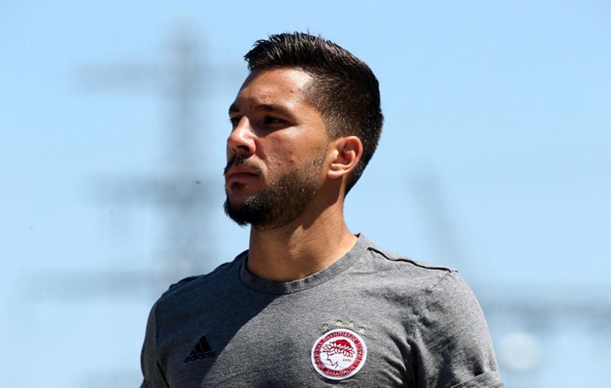 Σταματέλος: «Αξίζει φανέλα βασικού ο Γκερέρο»