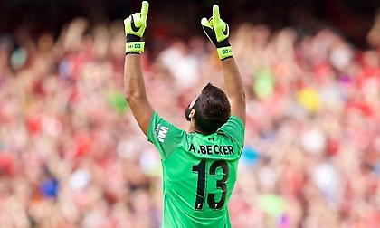 Με μαρκαδόρο το όνομα του Άλισον στη φανέλα της Λίβερπουλ; (pics)