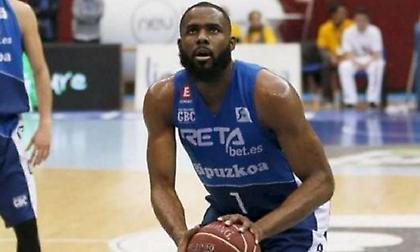 Πήρε Αγκμπελέσε ο Χολαργός