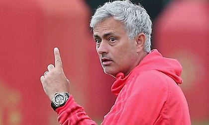 Μουρίνιο: «Δύσκολη η σεζόν, αν δεν κάνουμε καλύτερη την Γιουνάιτεντ»