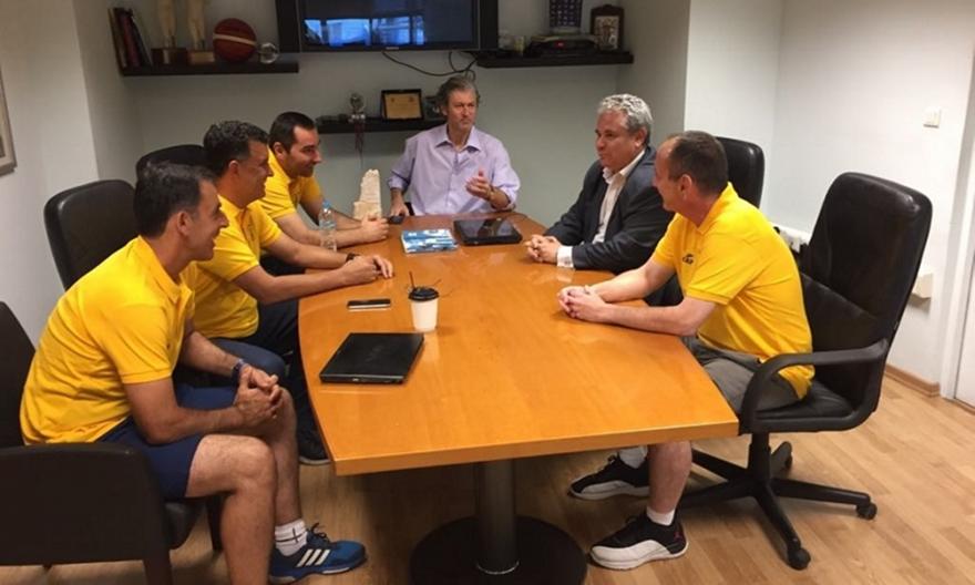 Το επιτελείο του Άρη