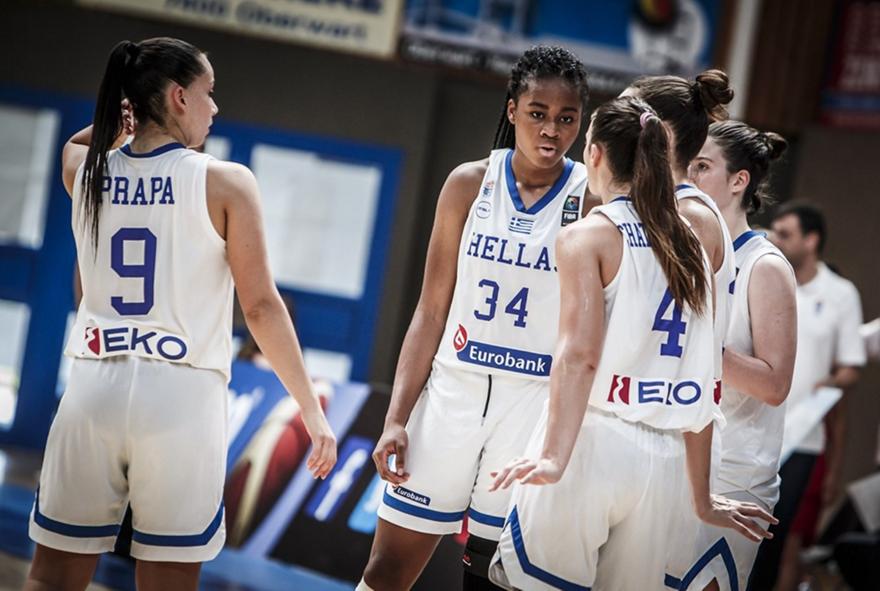 Νίκη και... αναμονή για τις Νεάνιδες