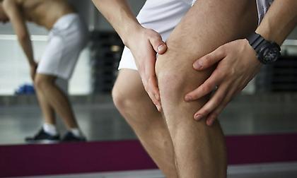 Δείτε γιατί το λεμόνι ανακουφίζει από τους πόνους στα γόνατα