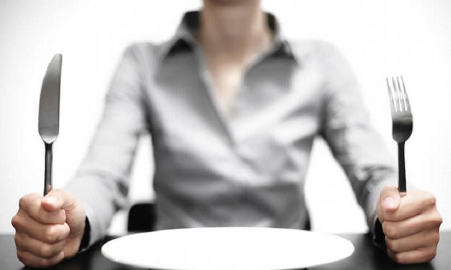 Πέντε λόγοι που νιώθετε συνέχεια πεινασμένοι