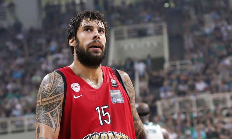 Λιώνει στα… καρφώματα ο Πρίντεζης (video)