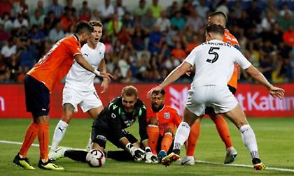 Προβάδισμα της Μπέρνλι για να αντιμετωπίσει τον Ολυμπιακό