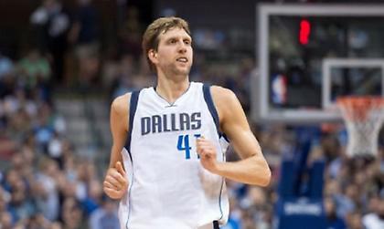 Νοβίτσκι: «Θα δω πώς θα πάει η σεζόν και θα πάρω απόφαση»